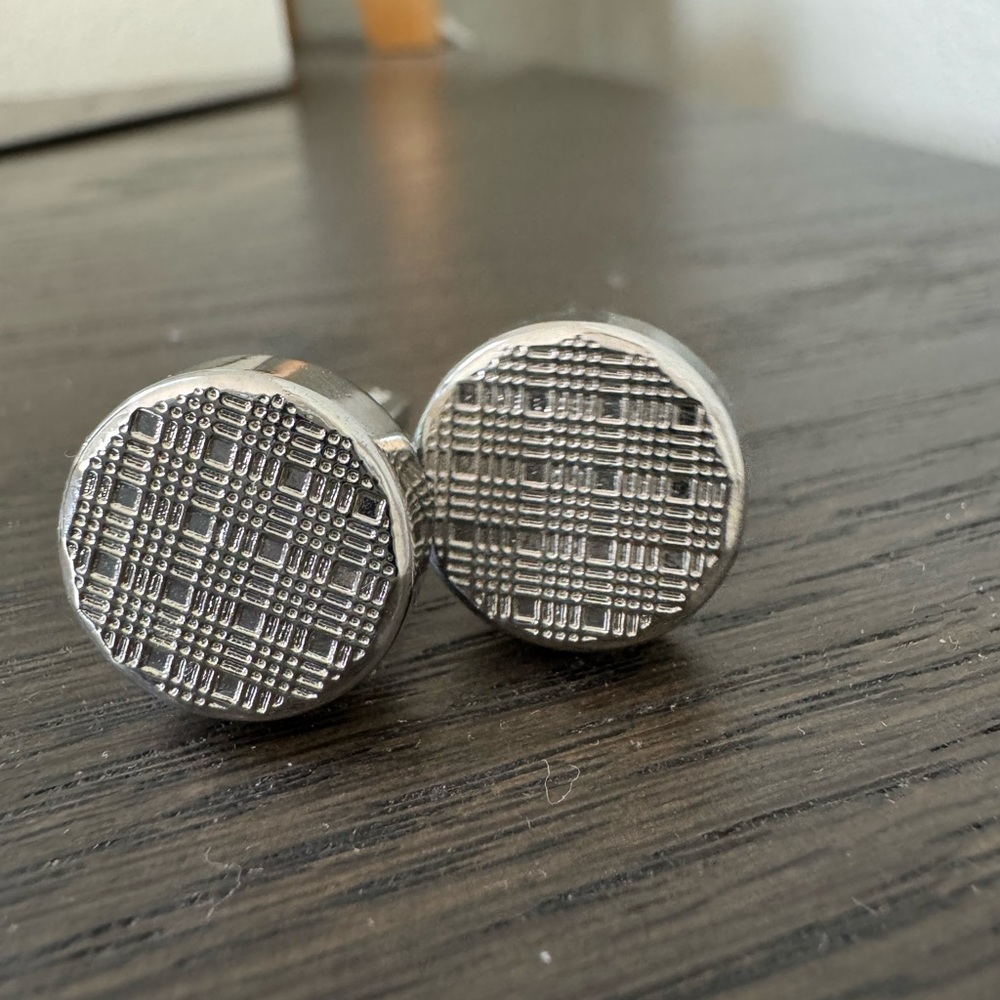Cufflinks - Picture 2 of 5